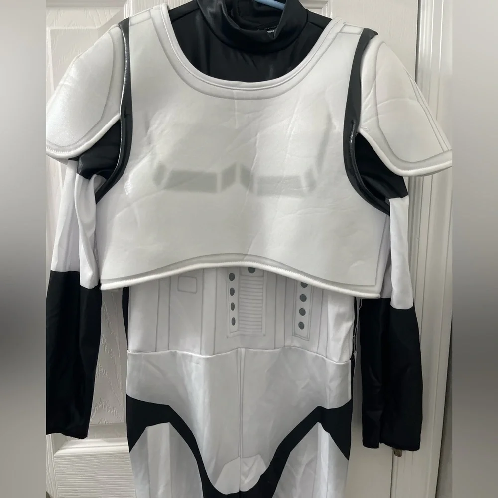 Spirit Star Wars Stormtrooper Costume - White and Black - Picture 14 of 16